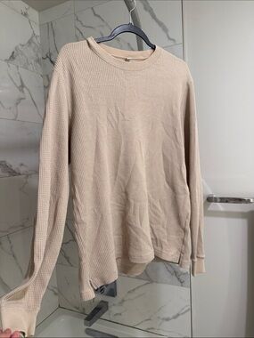 Uniqlo Beige Waffle Thermal Crew Neck